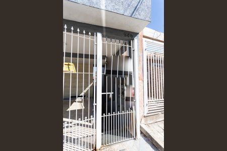 Casa à venda com 50m², 1 quarto e sem vaga Casa à venda com 50m², 1 quarto e sem vagaFachada