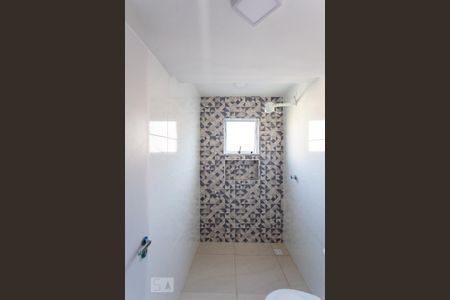 Casa à venda com 50m², 1 quarto e sem vaga Casa à venda com 50m², 1 quarto e sem vagaBanheiro