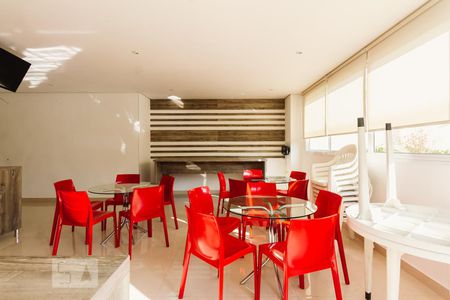 Apartamento à venda com 140m², 3 quartos e 2 vagas Apartamento à venda com 140m², 3 quartos e 2 vagasSalão de Festa