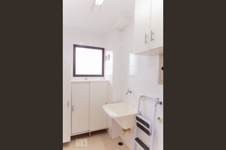 Apartamento para alugar com 60m², 2 quartos e 1 vagaÁrea de Serviço