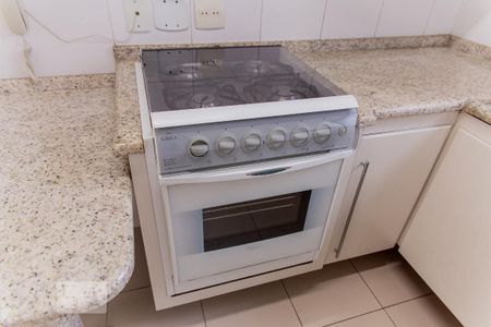 Apartamento para alugar com 60m², 2 quartos e 1 vagaFogão