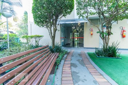 Apartamento para alugar com 58m², 2 quartos e 1 vaga Apartamento para alugar com 58m², 2 quartos e 1 vagaFachada do Bloco