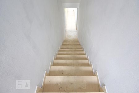 Studio para alugar com 20m², 1 quarto e sem vagaEscada