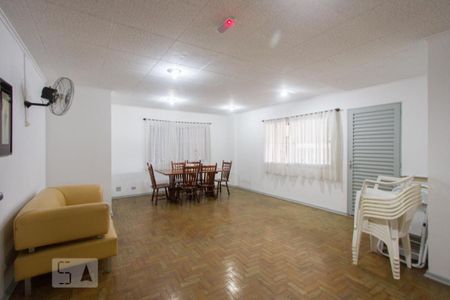 Apartamento à venda com 48m², 1 quarto e 1 vagaSalão de Festas