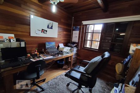 Escritório de casa à venda com 3 quartos, 125m² em Igara, Canoas