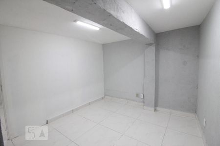 Casa para alugar com 32m², 1 quarto e sem vagaQuarto