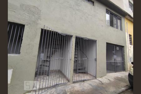 Casa para alugar com 32m², 1 quarto e sem vagafachada