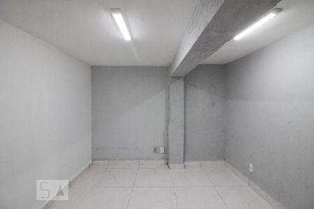 Casa para alugar com 32m², 1 quarto e sem vagaQuarto