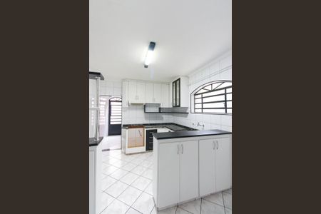 Casa à venda com 141m², 3 quartos e 2 vagasCozinha