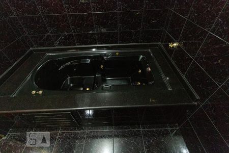 Casa à venda com 141m², 3 quartos e 2 vagasBanheiro 1