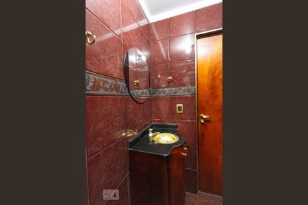 Casa à venda com 141m², 3 quartos e 2 vagasBanheiro 2