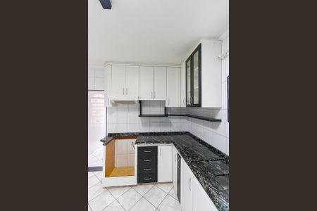 Casa à venda com 141m², 3 quartos e 2 vagasCozinha