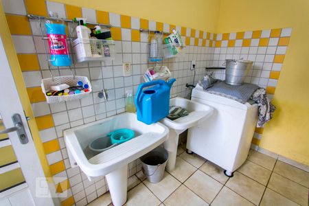 Casa à venda com 348m², 4 quartos e 4 vagasÁrea de Serviço