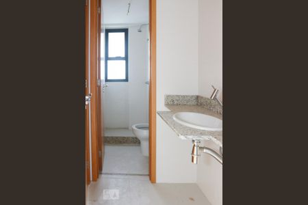 Apartamento à venda com 90m², 3 quartos e 1 vagaBanheiro da Suite Canadense