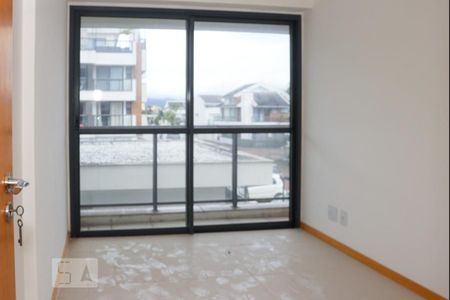 Apartamento à venda com 90m², 3 quartos e 1 vagaSuite Canadense 2