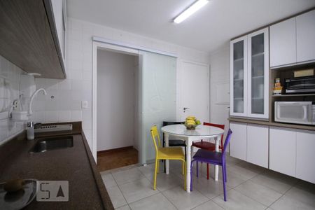 Apartamento à venda com 106m², 3 quartos e 1 vagaCozinha