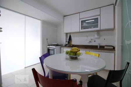 Apartamento à venda com 106m², 3 quartos e 1 vagaCozinha