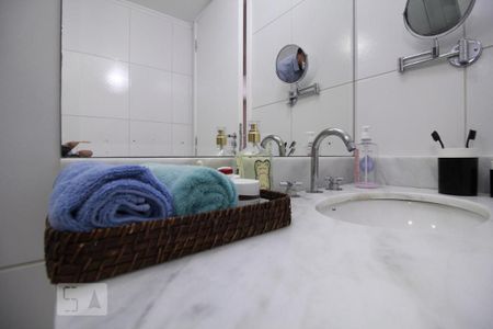 Apartamento à venda com 106m², 3 quartos e 1 vagaBanheiro