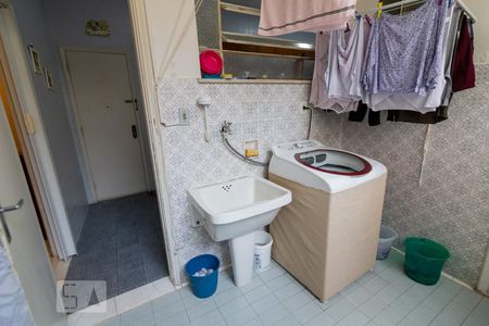 Apartamento à venda com 98m², 3 quartos e 1 vagaÁrea de Serviço