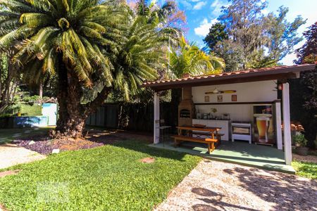 Casa de condomínio à venda com 339m², 4 quartos e 4 vagasÁrea comum - Churrasqueira