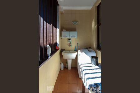 Casa de condomínio à venda com 339m², 4 quartos e 4 vagasDetalhe da area de serviço