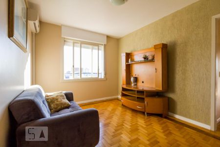 Sala de apartamento para alugar com 2 quartos, 69m² em Vila Ipiranga, Porto Alegre