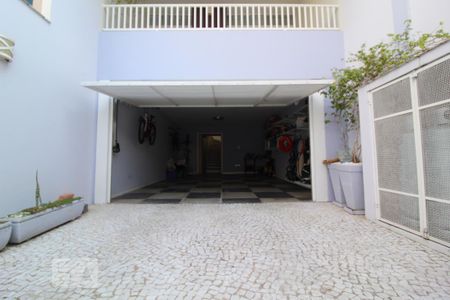 Garagem de casa à venda com 3 quartos, 342m² em Olímpico, São Caetano do Sul
