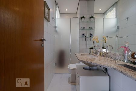 Apartamento para alugar com 102m², 2 quartos e 2 vagasBanheiro Social