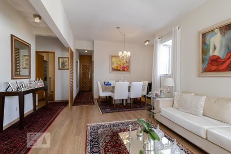 Apartamento para alugar com 102m², 2 quartos e 2 vagasSala