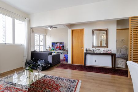 Apartamento para alugar com 102m², 2 quartos e 2 vagasSala