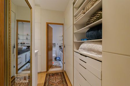 Apartamento para alugar com 102m², 2 quartos e 2 vagasCloset da Suíte 1
