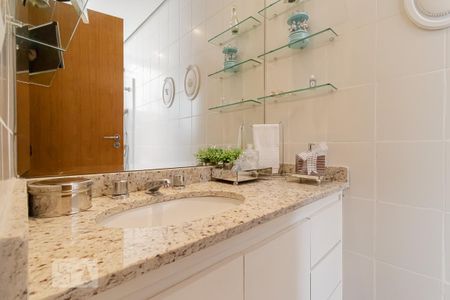 Apartamento para alugar com 102m², 2 quartos e 2 vagasBanheiro da Suíte 2