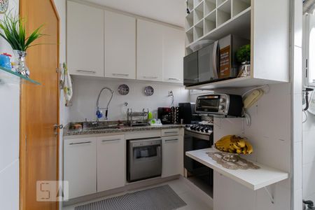 Apartamento para alugar com 102m², 2 quartos e 2 vagasCozinha