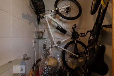 Apartamento para alugar com 102m², 2 quartos e 2 vagasBanheiro de Serviço
