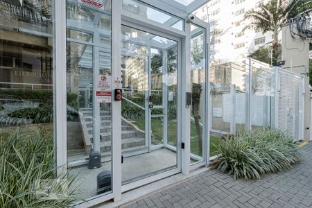 Apartamento para alugar com 102m², 2 quartos e 2 vagasFachada