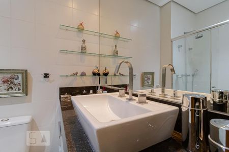 Apartamento para alugar com 102m², 2 quartos e 2 vagasBanheiro da Suíte 1