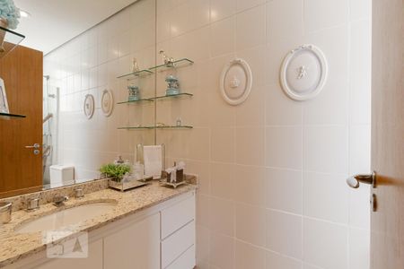 Apartamento para alugar com 102m², 2 quartos e 2 vagasBanheiro da Suíte 2