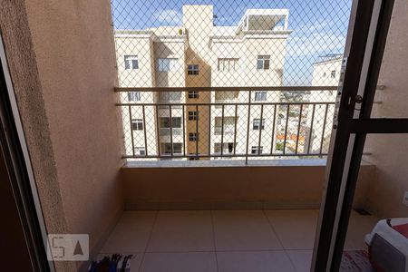 Sacada de apartamento à venda com 3 quartos, 70m² em Santa Mônica, Belo Horizonte