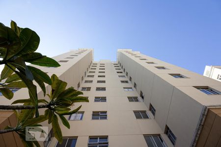 Apartamento para alugar com 70m², 3 quartos e 1 vagaFachada