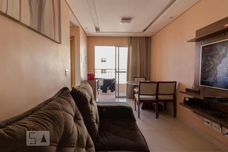 Sala de apartamento à venda com 3 quartos, 70m² em Santa Mônica, Belo Horizonte
