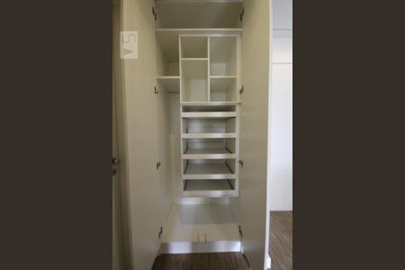 Armario de apartamento para alugar com 1 quarto, 39m² em Jardim Ampliação, São Paulo