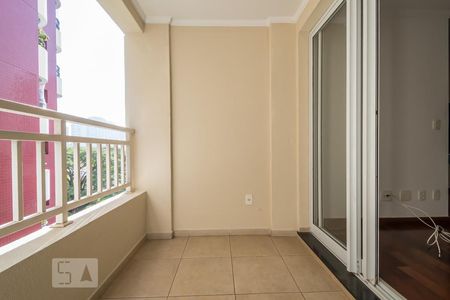Varanda  de apartamento para alugar com 3 quartos, 96m² em Vila Cordeiro, São Paulo