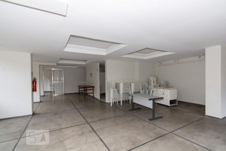 Apartamento para alugar com 65m², 2 quartos e 1 vagaÁrea comum - Salão de festas