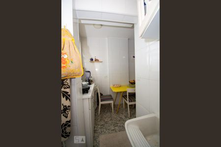 Apartamento para alugar com 65m², 2 quartos e 1 vagaÁrea de Serviço