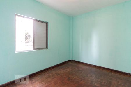 Quarto 2 de apartamento para alugar com 2 quartos, 56m² em Quitaúna, Osasco