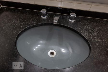 Apartamento à venda com 88m², 3 quartos e 1 vaga Apartamento à venda com 88m², 3 quartos e 1 vagaBanheiro Social