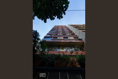 Apartamento à venda com 88m², 3 quartos e 1 vaga Apartamento à venda com 88m², 3 quartos e 1 vagaFachada