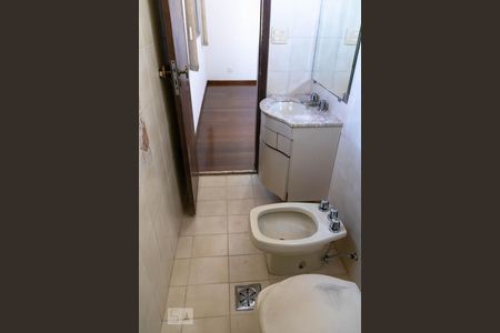 Banheiro da Suíte de apartamento à venda com 4 quartos, 130m² em Luxemburgo, Belo Horizonte