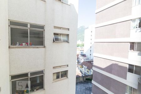 Vista da Sala de apartamento para alugar com 1 quarto, 56m² em Vila Isabel, Rio de Janeiro