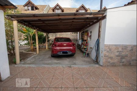 Casa à venda com 160m², 4 quartos e 3 vagas Casa à venda com 160m², 4 quartos e 3 vagasGaragem